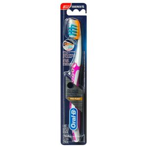 Escova Dental Oral B Pro-Saúde Clinical Protection Macia Cores Sortidas Com 1 Unidade