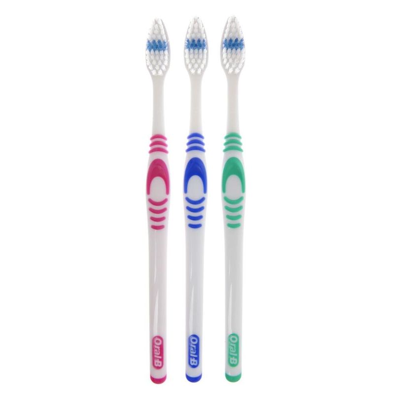 Escova-Dental-Oral-B-Classic-Macia-Grande-3-unidades